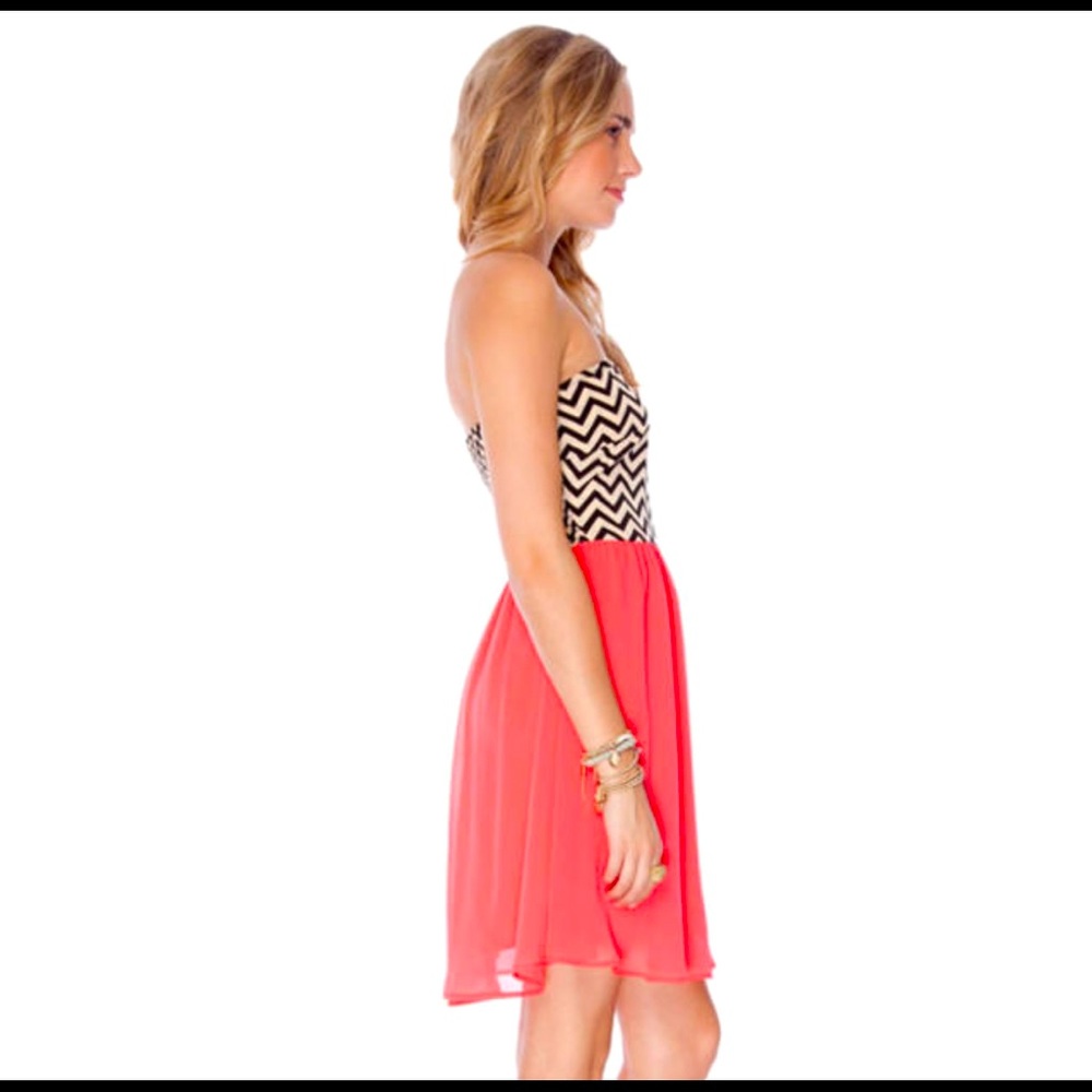 Cantata Strapless Chevron Black/White/Coral Junior Dress Size S EUC